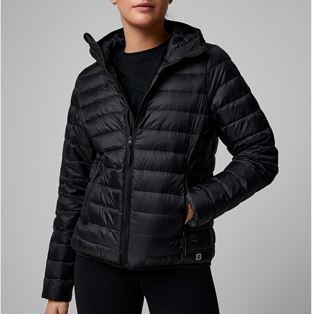 Black responsible down packable hooded puffer jacket NWT